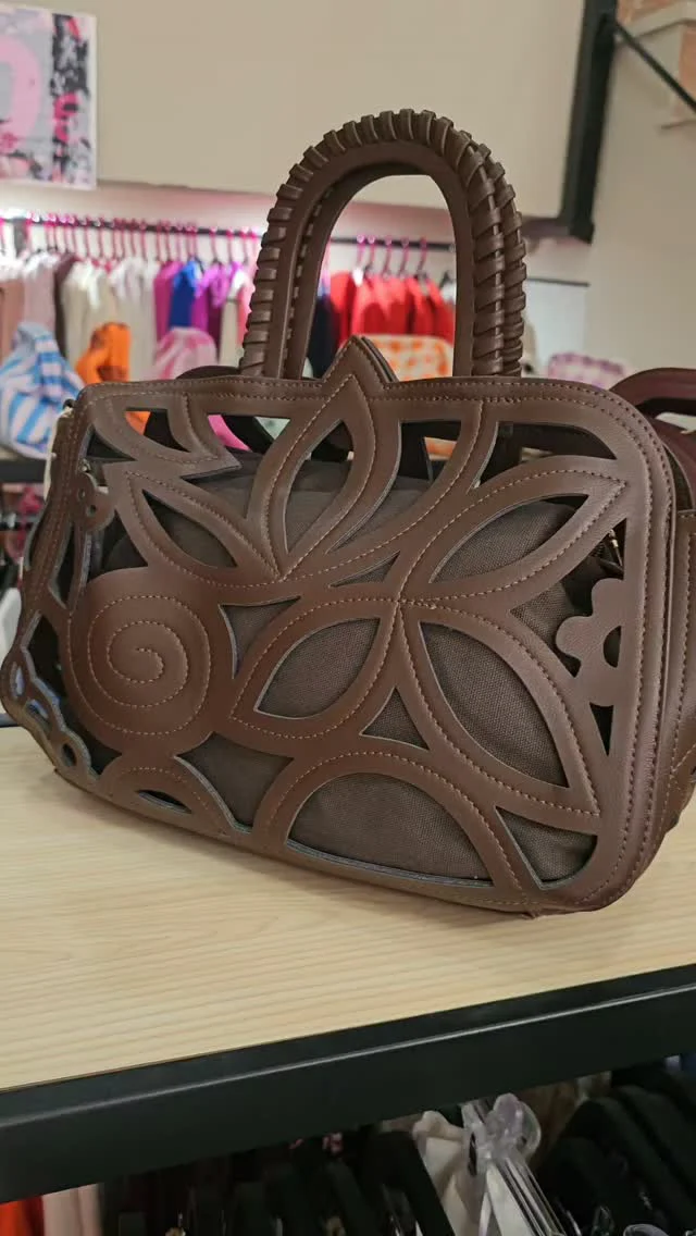 Instagram post from boutique_kalu_ceuta. This post is in position 0.