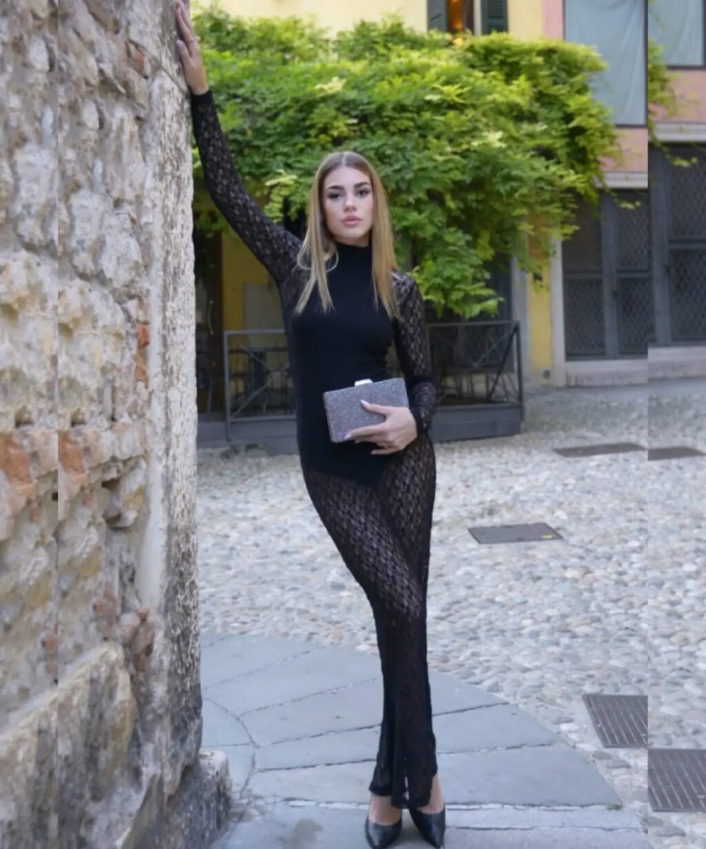 Instagram post from boutique_kalu_ceuta. This post is in position 1.